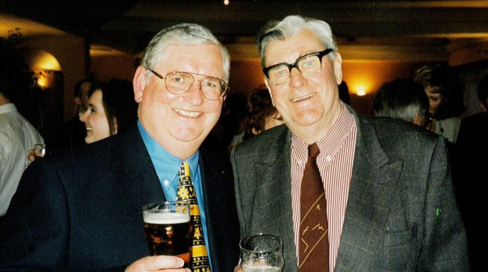 Rodney with Accord’s former general secretary, Bill Wright enjoying an after-work pint in happier times.